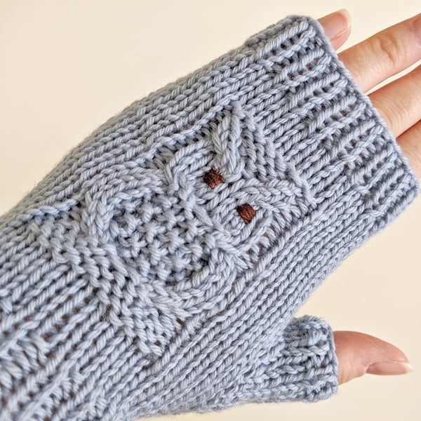  Fingerless Gloves Mitts - Wrist Warmers - Blue Owl Pattern