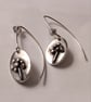 Silver flower oval earrings - Image 4