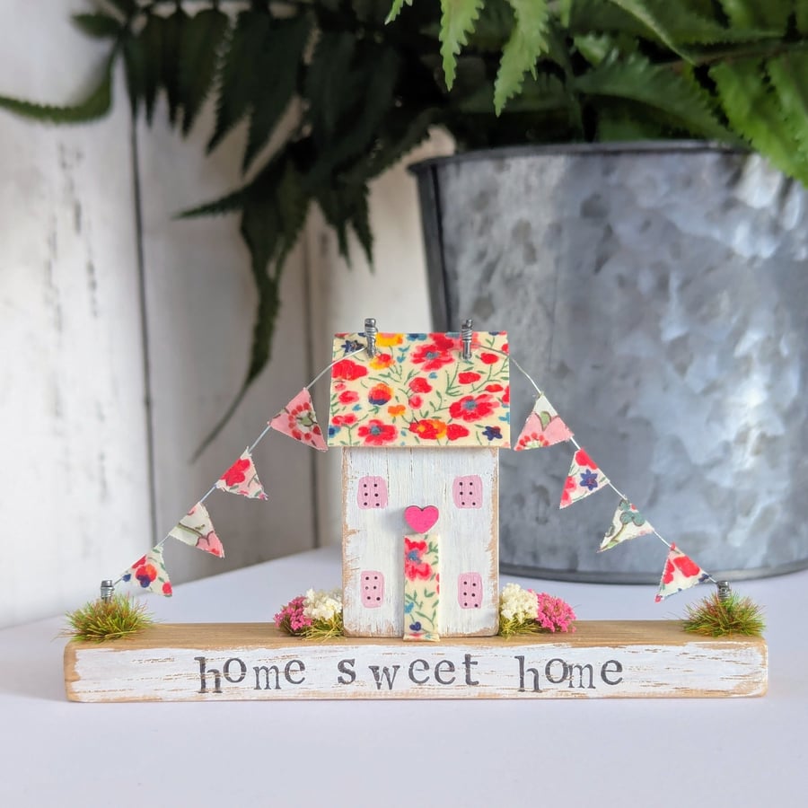 Handmade Tiny Oak Cottage Home Decor 'Home Sweet Home'