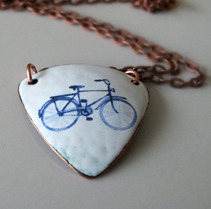 Bike enamelled necklace