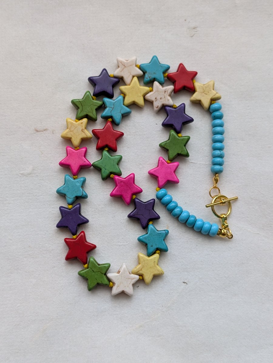 Multicoloured howlite star necklace 
