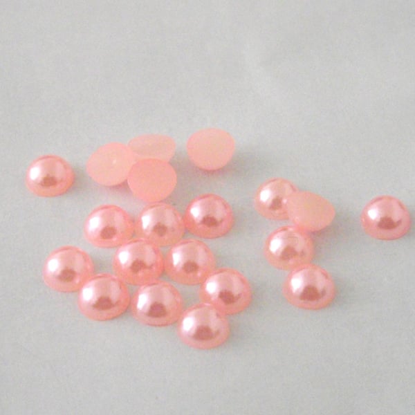 30 x Pale Pink Half Pearl Embelishments