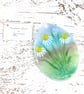 Pretty Glass Egg - Delicate Daisy Design  - Image 2