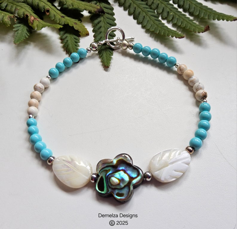 Howlite, Abolone Shell & Mother of Pearl Bracelet 