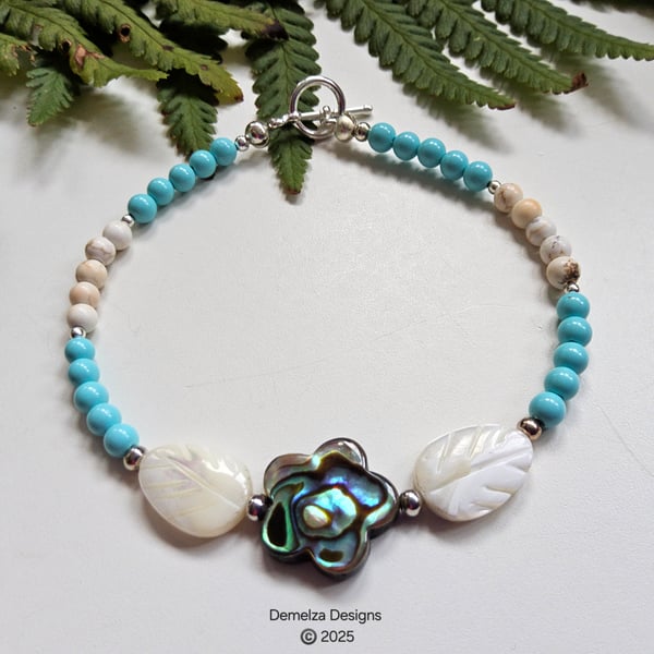 Howlite, Abolone Shell & Mother of Pearl Bracelet 