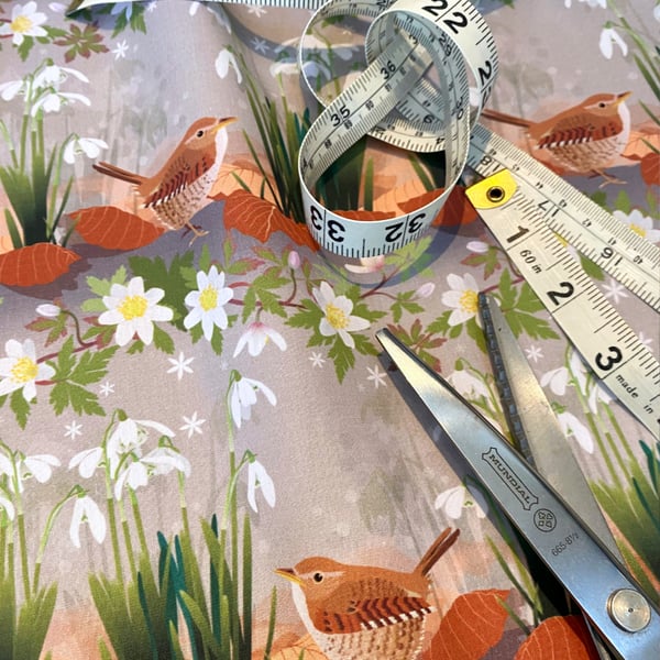 Wren with Snowdrops Fat Quarter - Botanical Cotton Poplin Fabric for Makers