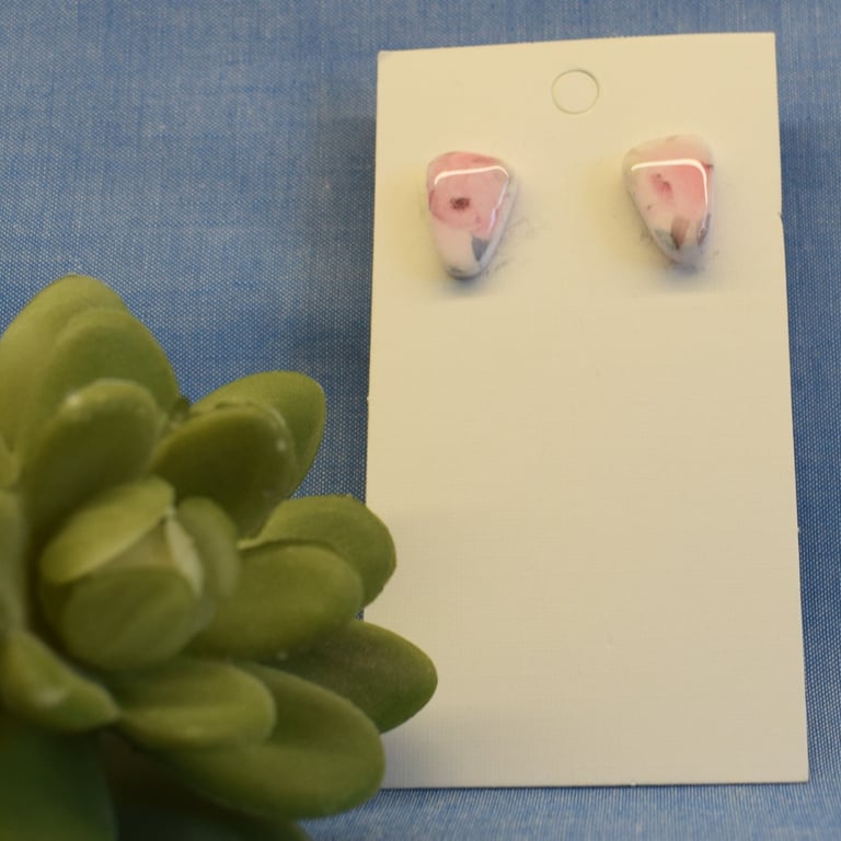 Floral Mini Triangle Stud Earrings