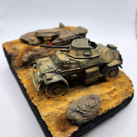 1:72 WW2 German Wehrmacht - Sdkfz 222 scout car - Afrika Korps.