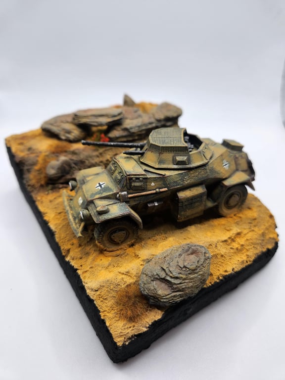 1:72 WW2 German Wehrmacht - Sdkfz 222 scout car - Afrika Korps.