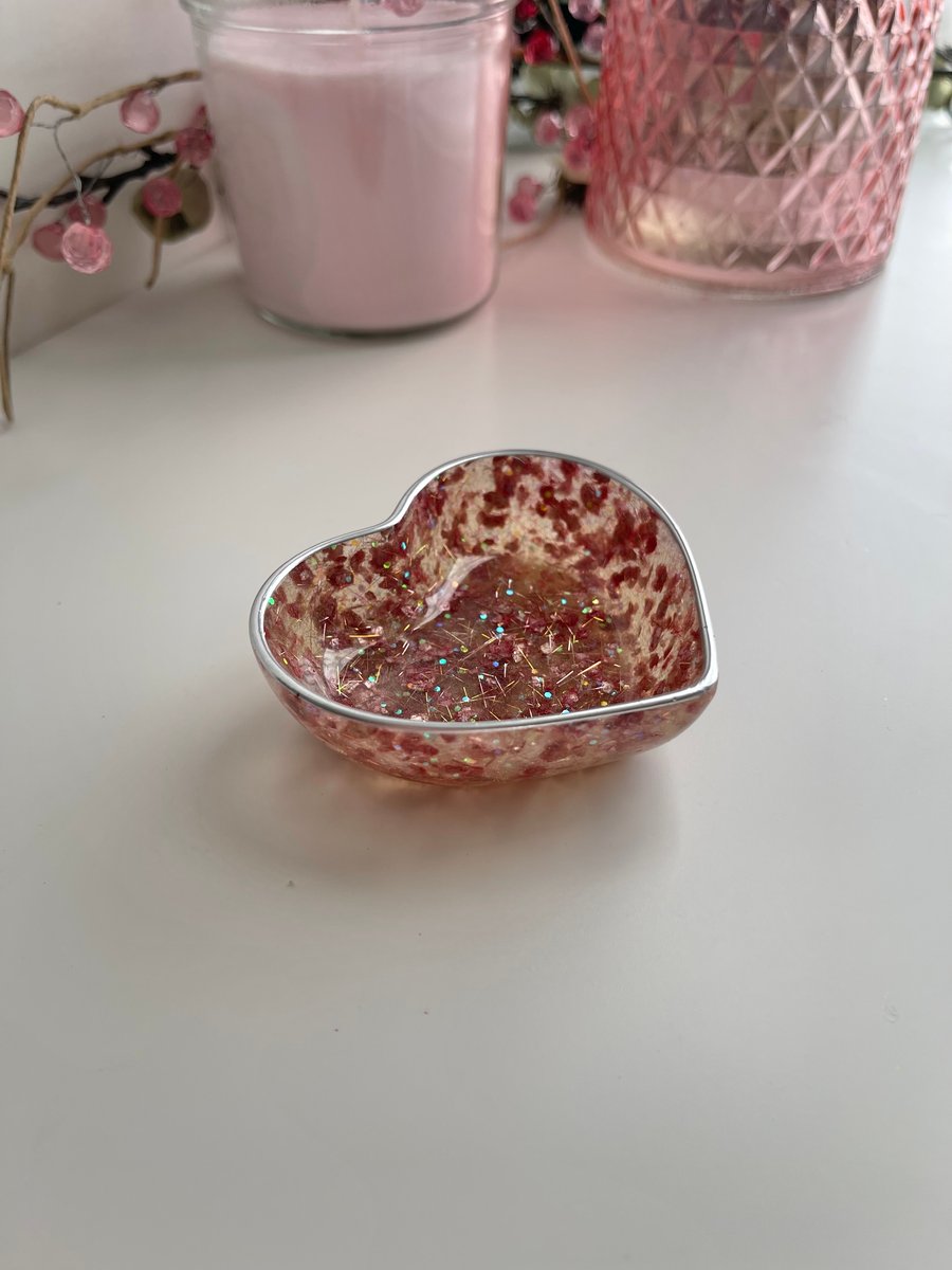 small pink 7cm resin Trinket Dishes 7cm heart shape