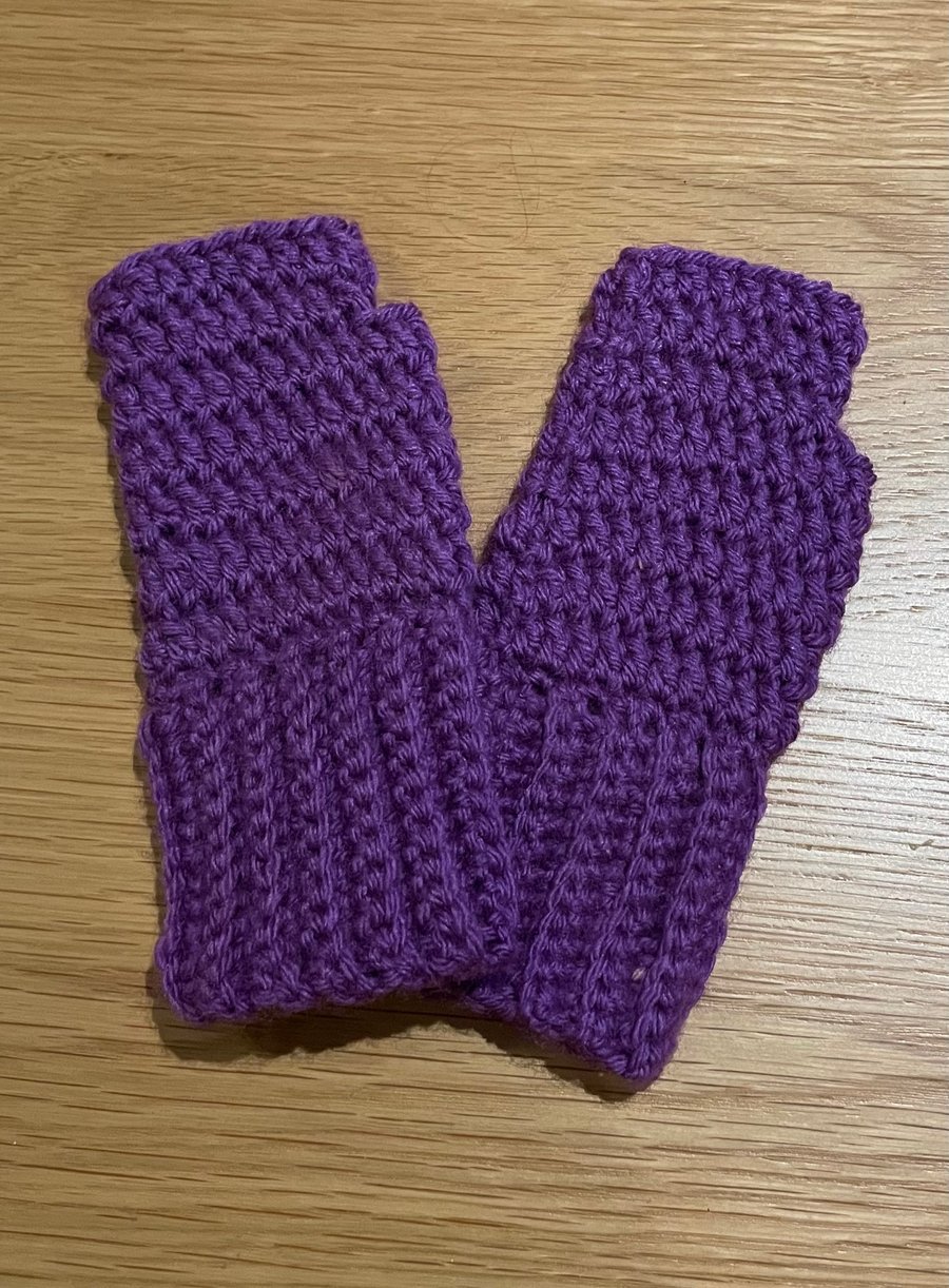 Children’s fingerless gloves
