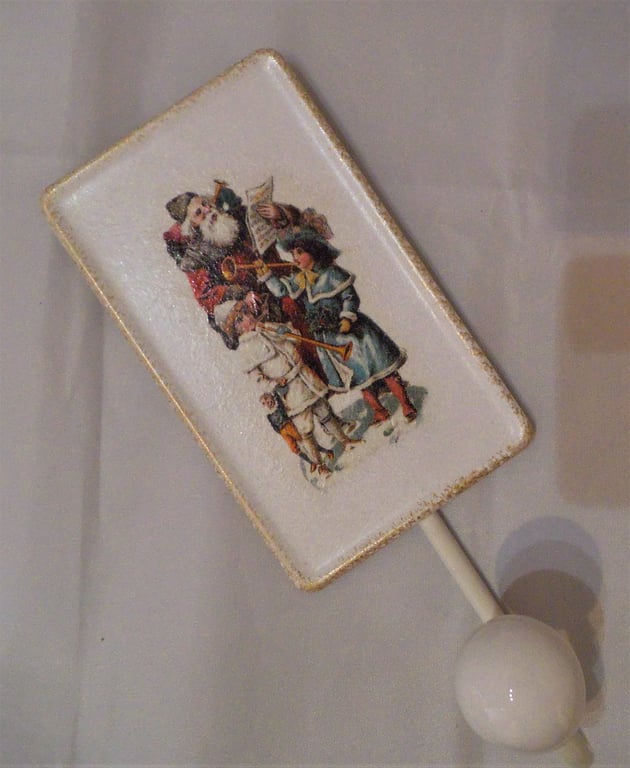 Decorated Christmas Wall Hook Vintage Santa Children Stocking Wreath Style 3