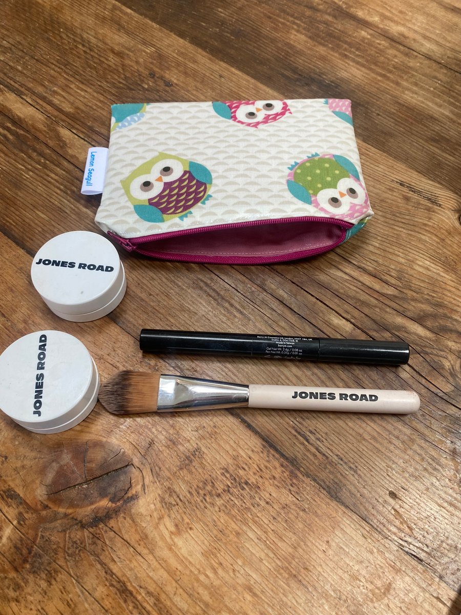 Oil Cloth Make Up Bag (796)