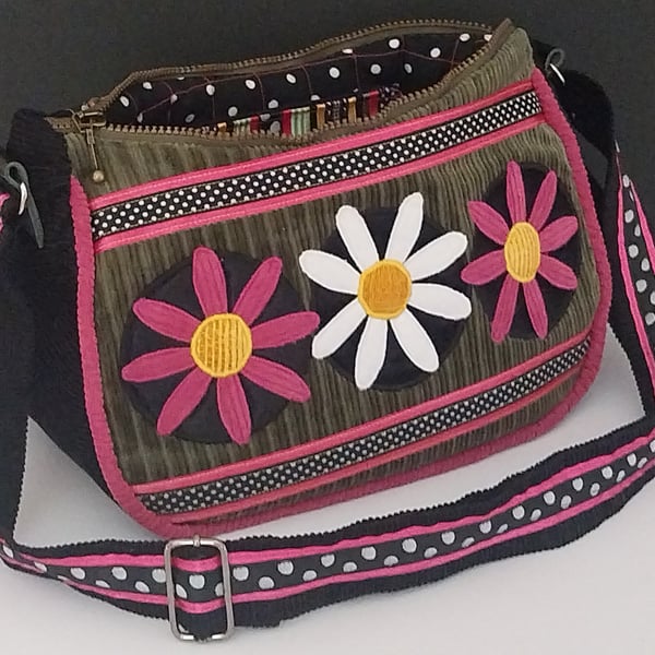 The three little Daisies Handbag