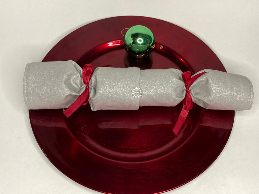 Christmas crackers - single, reusable silver party crackers.