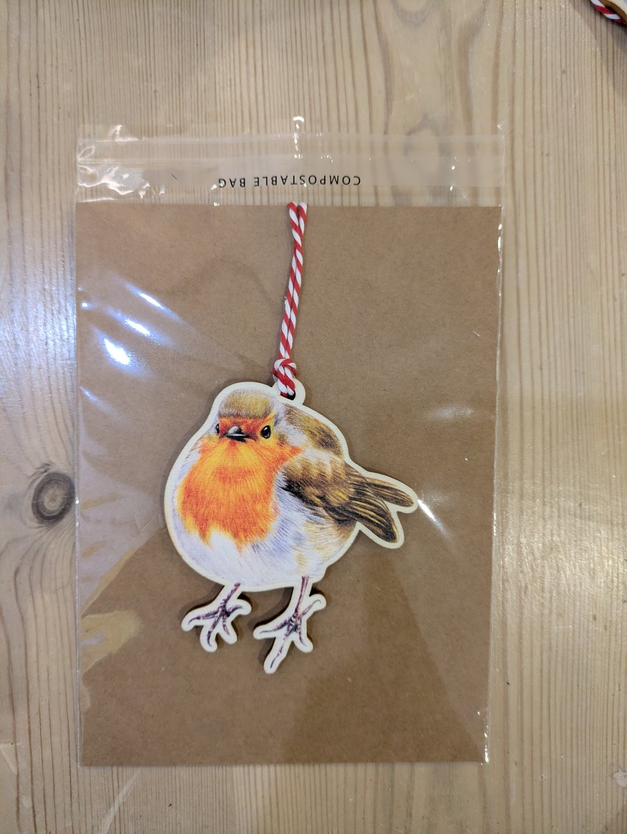 Robin wooden hanging decoration