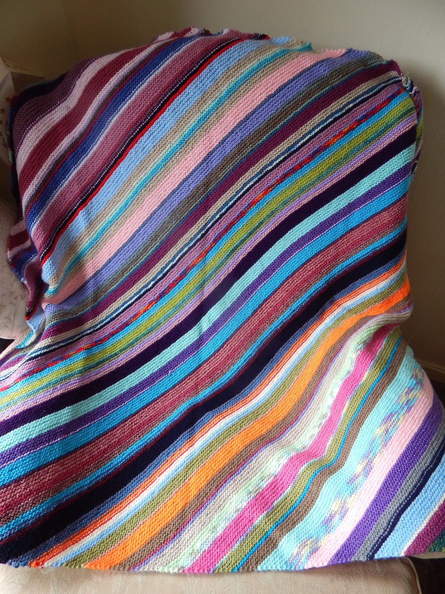 Hand knit diagonal blanket