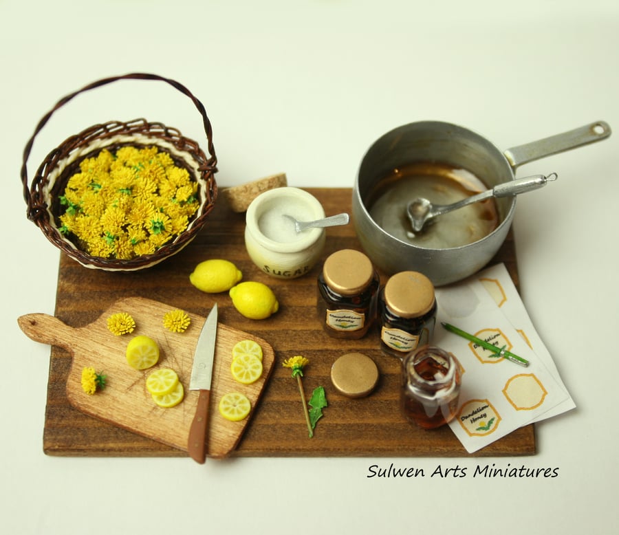Miniature Dandelion Honey scene, 1:12 scale