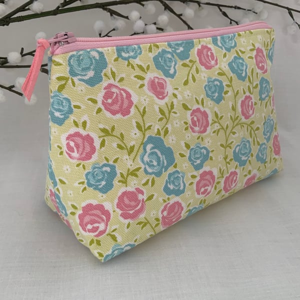 Summer Seconds, Cosmetic Bag, Zipped Pouch, Purse, Make up Bag
