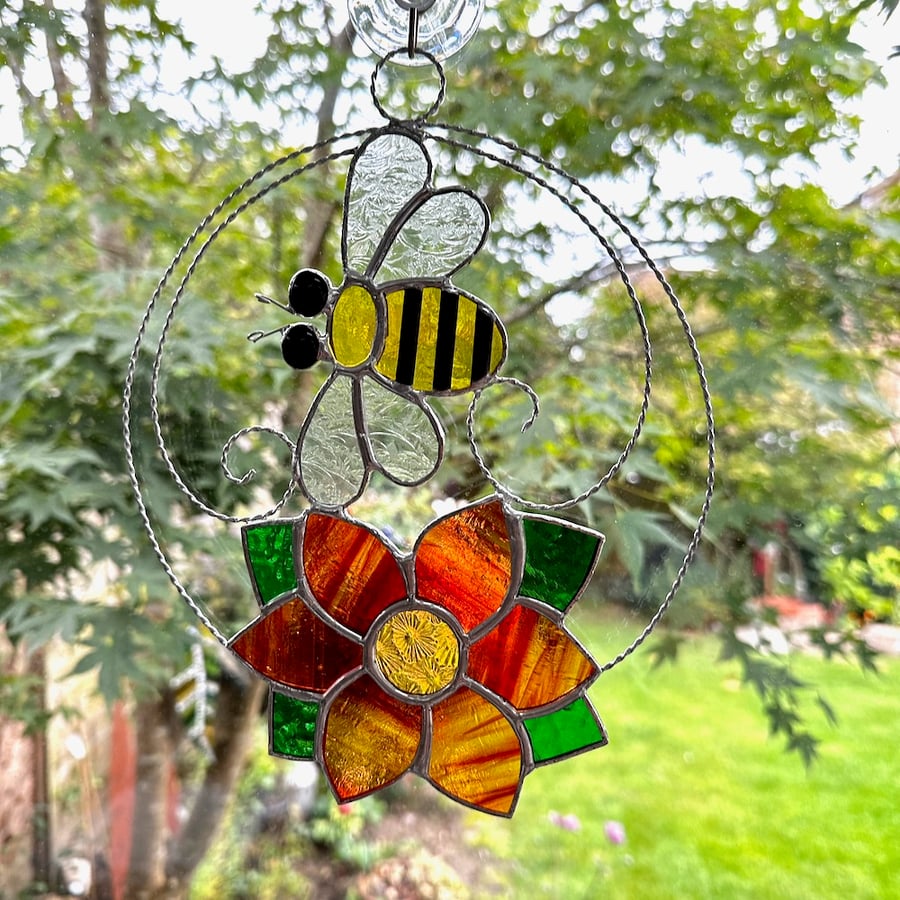 Stained Glass Bee and Flower Suncatcher - Handmade Window Decoration 