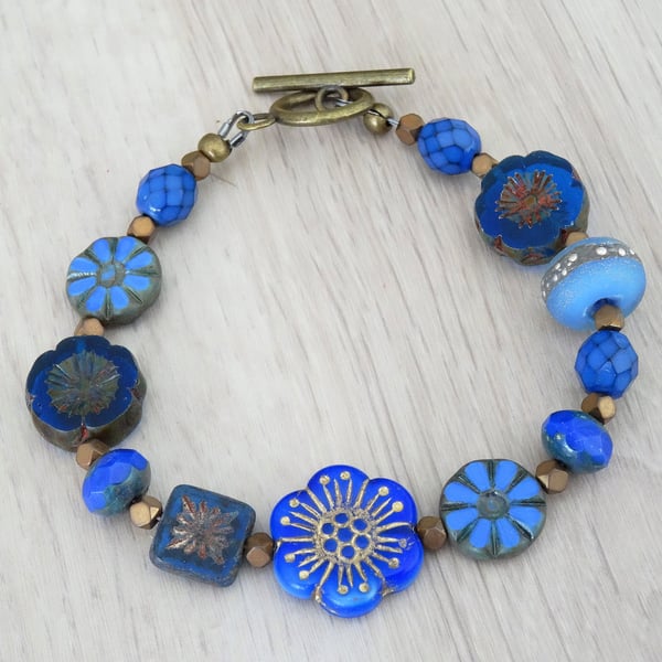Cobalt and Cornflower Blue Bracelet, Czech Glass Bracelet, Lampwork Bracelet.