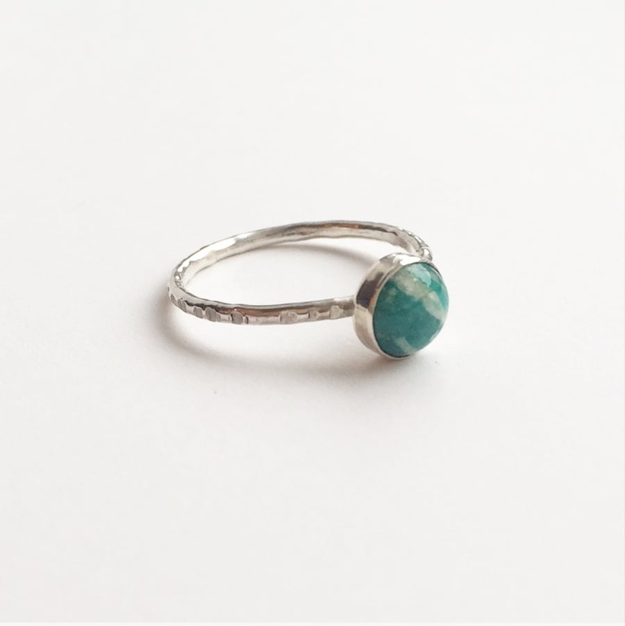 Sterling silver Amazonite green dot ring