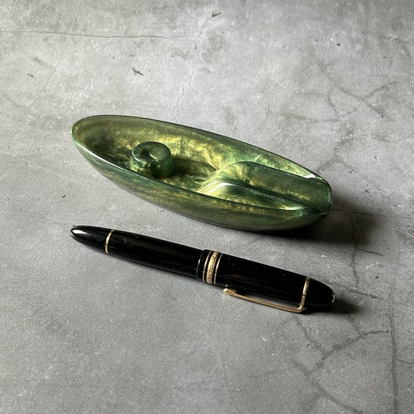 Resin Pen Holder - Green Desk Pen Rest - Father's Day Gift