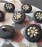 11 16" 28L 18mm Black and Antique Silver buttons  - Image 3