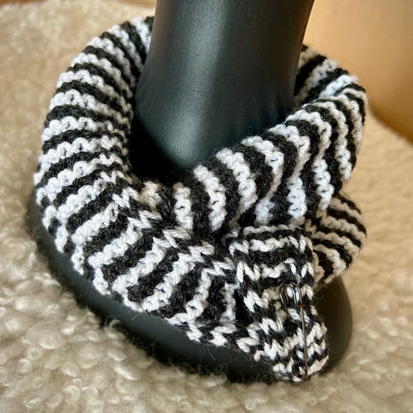 Cosy Hand Knitted Wool Mix Sophie Scarf with Kilt Pin