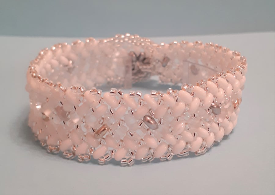 White shades Herringbone stripe design bracelet 
