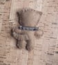 Cat Mid-Brown & White Felt Brooch. - Image 2