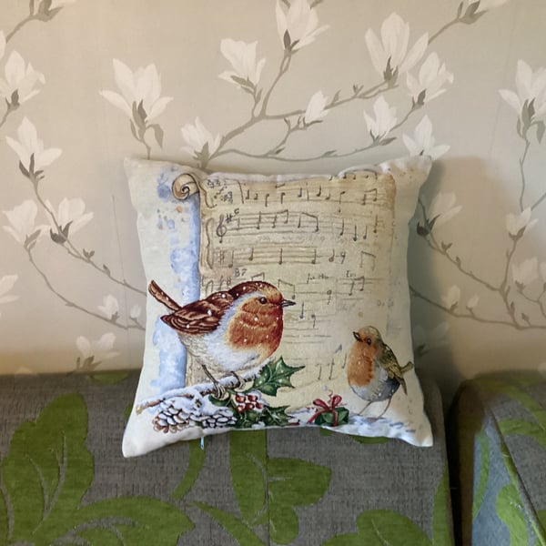 Christmas singing Robbin cushion cover