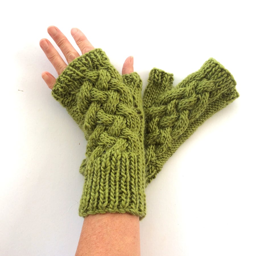 Green fingerless gloves