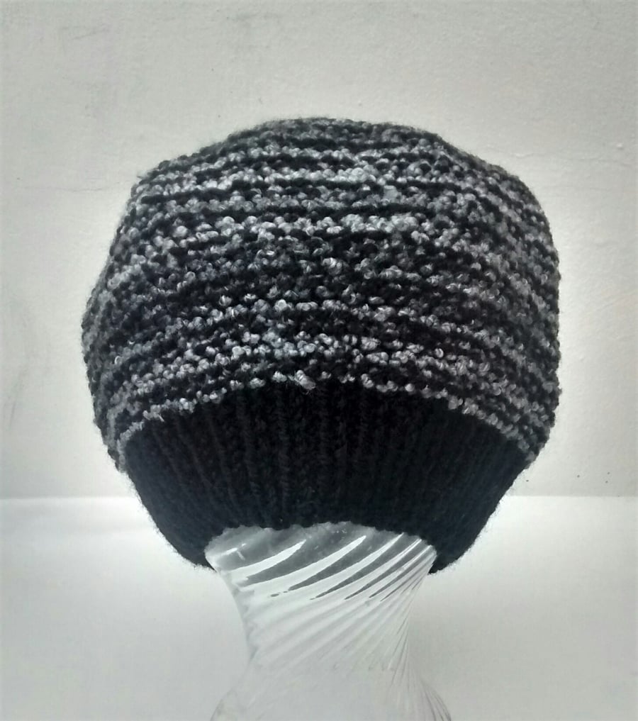 Black Grey Knitted Beanie Hat
