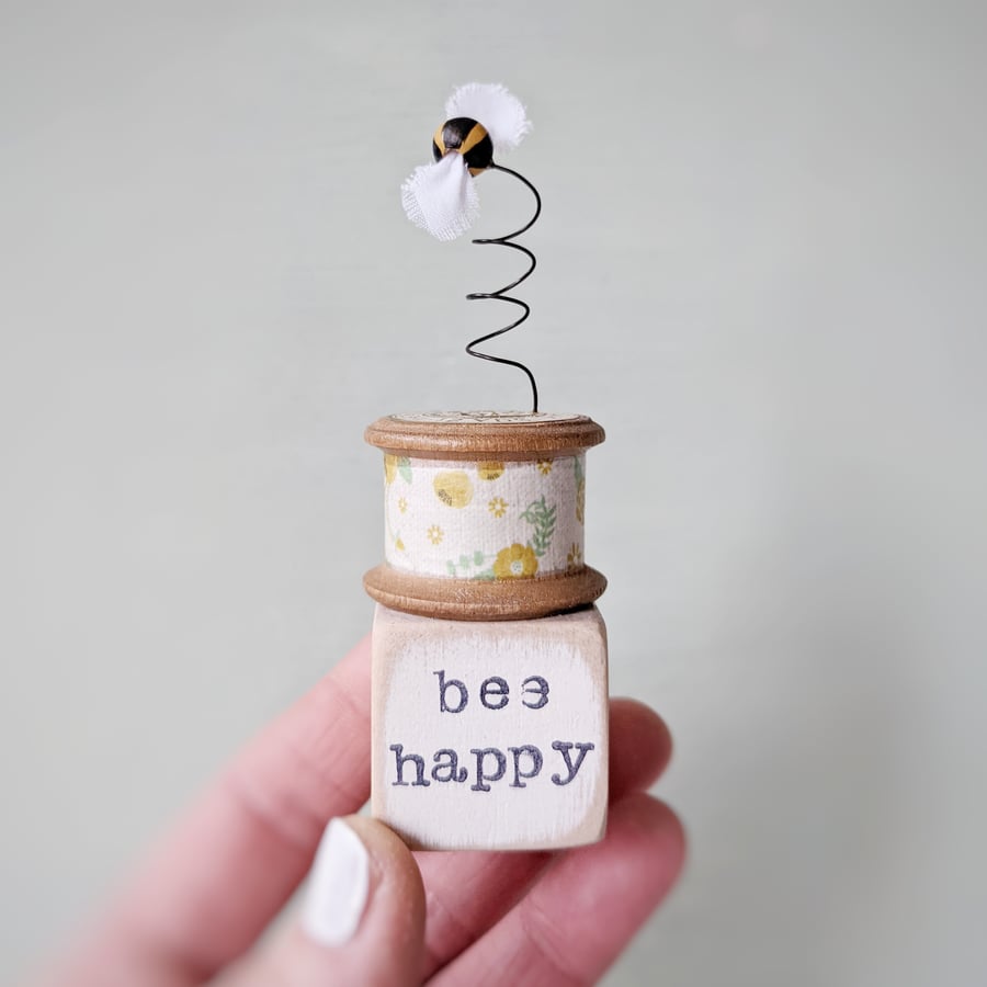 Bee on a Vintage Bobbin 'Bee Happy'