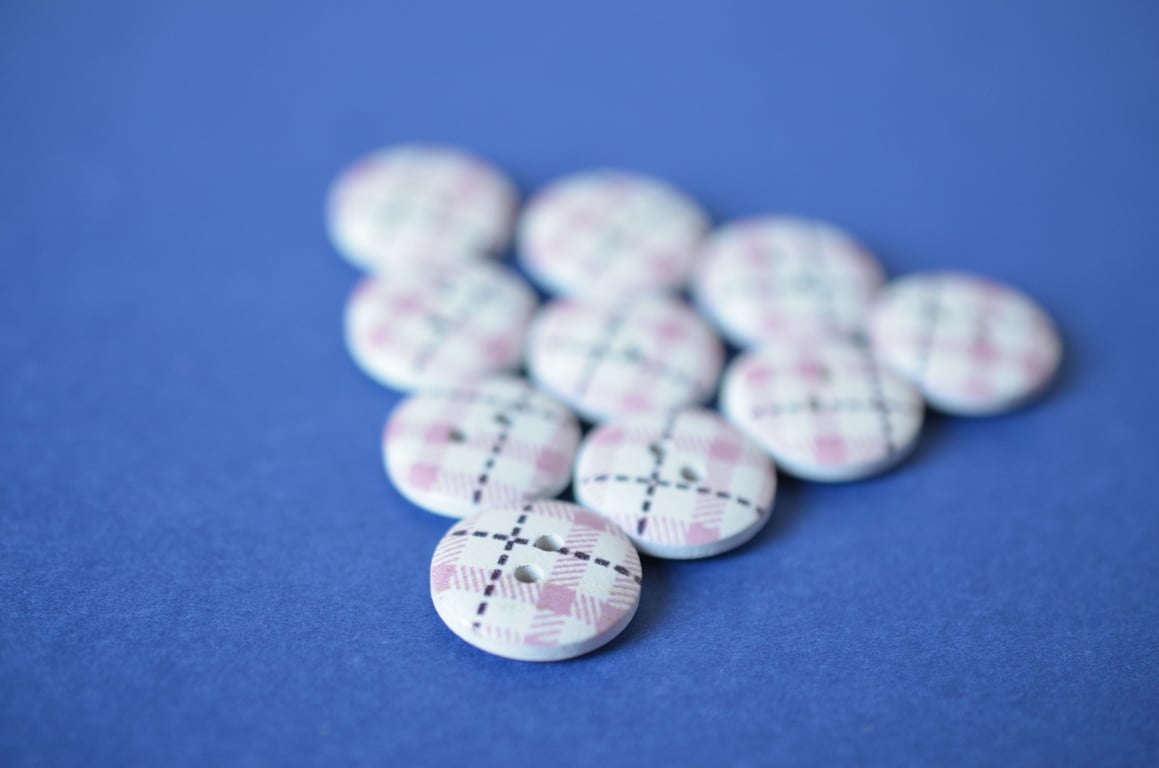 15mm Wooden Tartan Plaid Buttons Pink, White & Black 10pk Checked Check (SCK8)