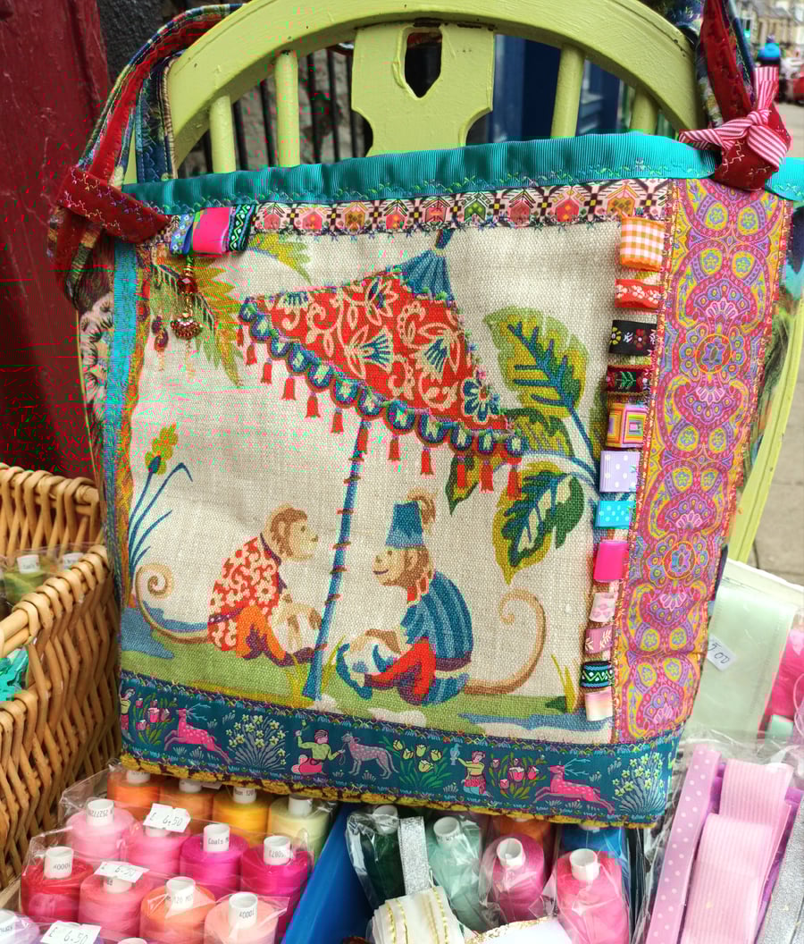 Fabulous Monkey and Parasol Handbag 