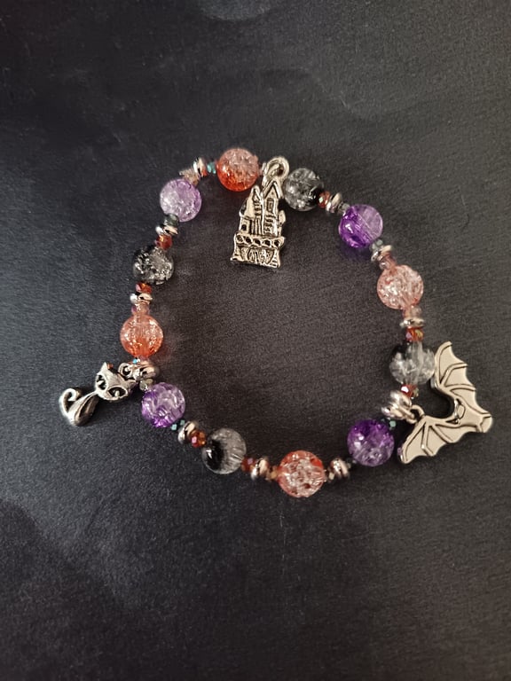 Elasticated Halloween bead and charm bracelet