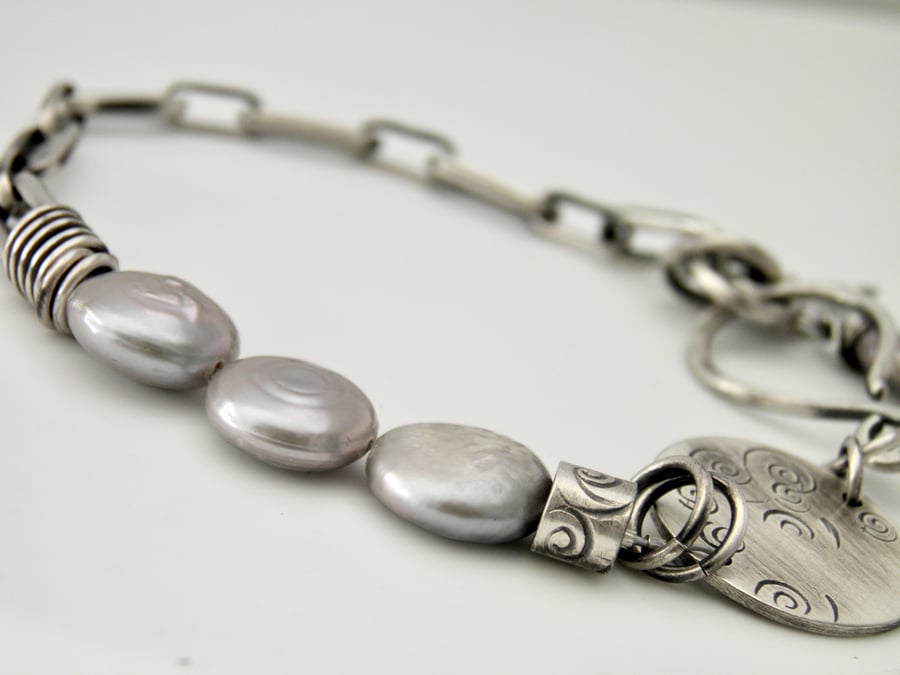 Button Pearl Silver Bracelet