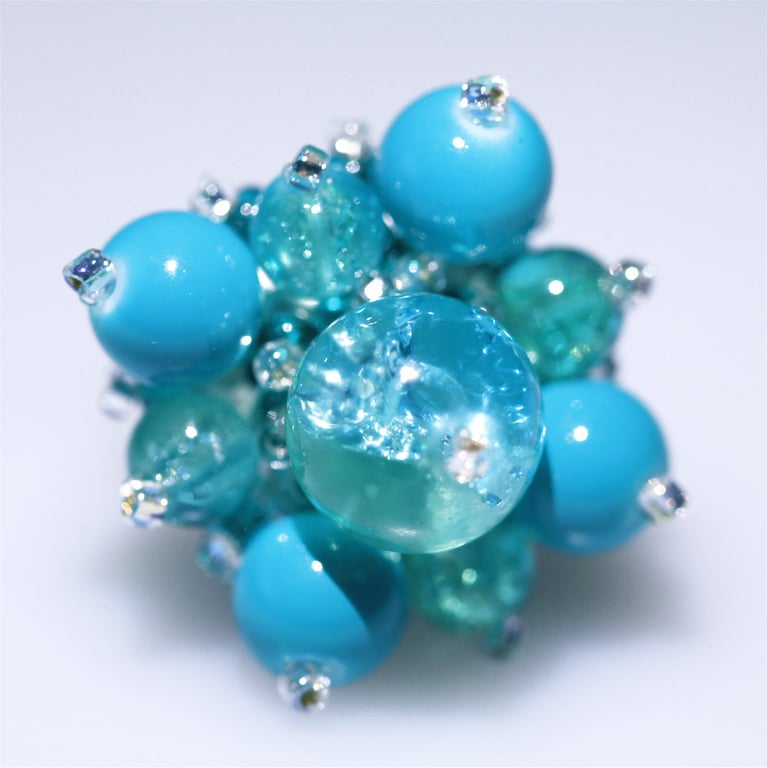 Beautiful Turquoise Colour Bead Ring - UK Free Post