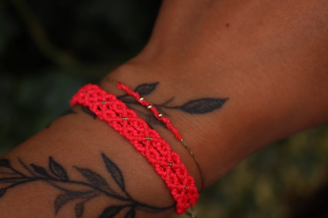 Micro macrame bracelet set neon pink and gold set 