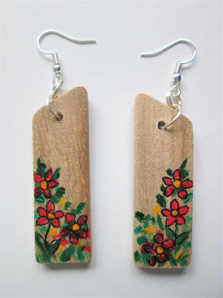 Wooden hand painted earrings. Flowers