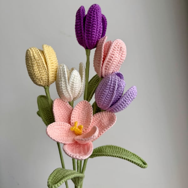 Crochet tulips bouquet,forever gift,colorful flowers 