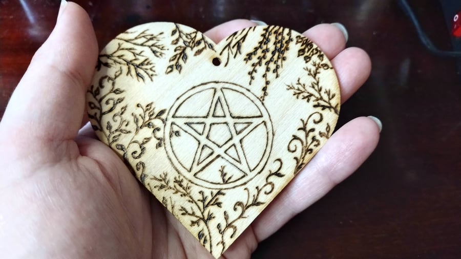 Pyrography heart decoration, pentacle nature design