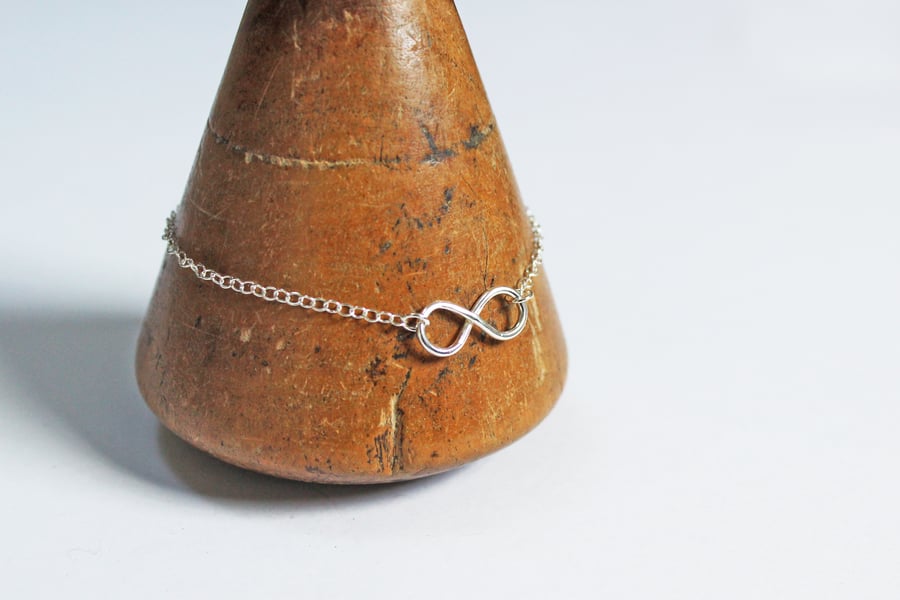 Infinity bracelet, silver bracelet