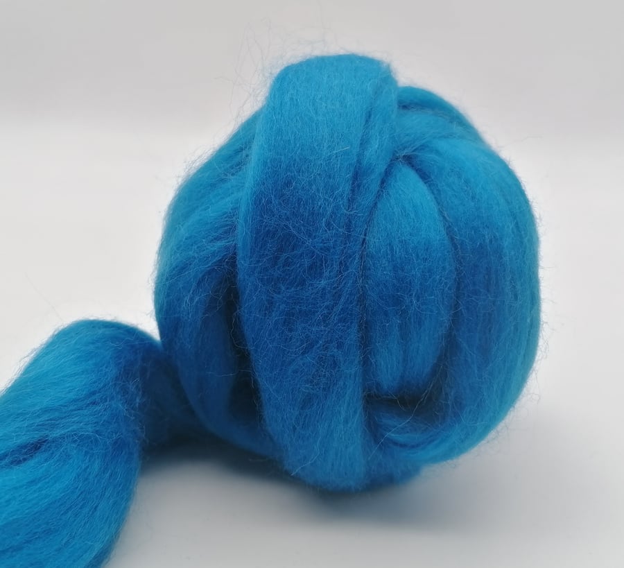 Corriedale Top Bright Teal