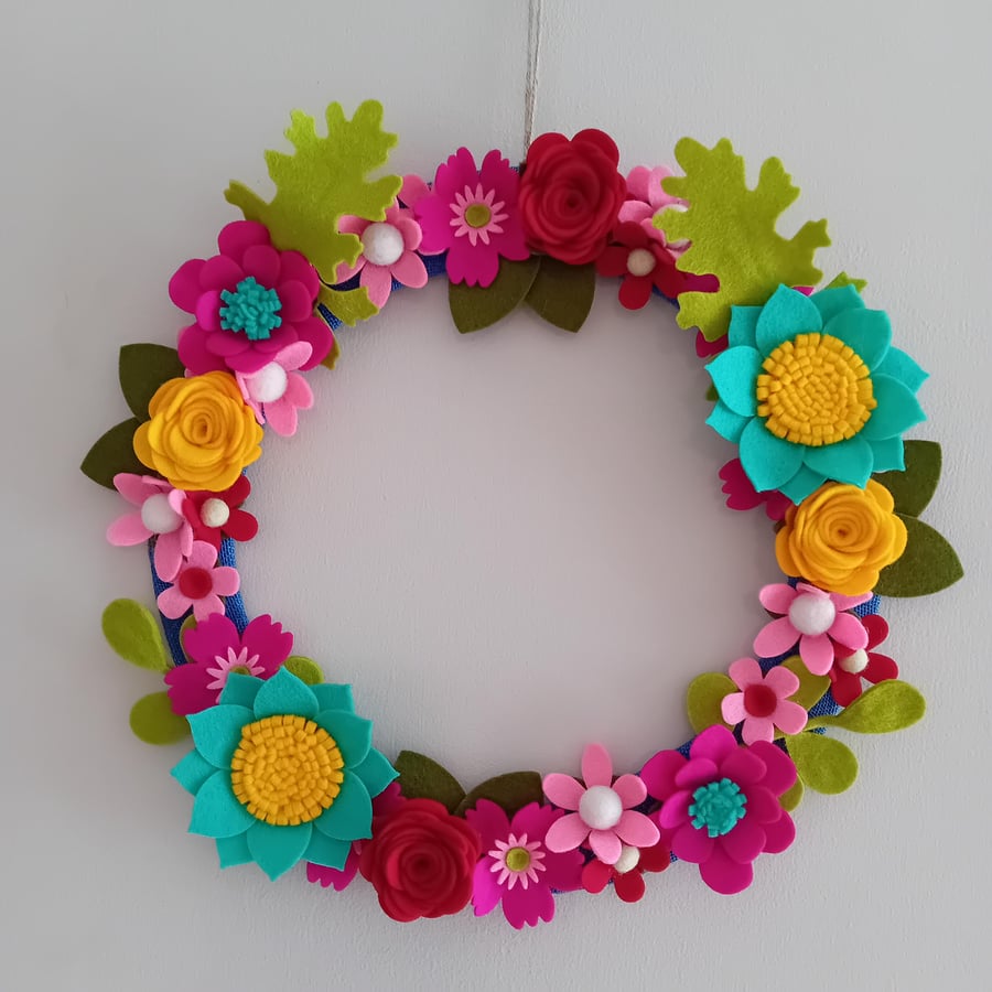 Felt Flower Summer Wreath: Bright Home Decor