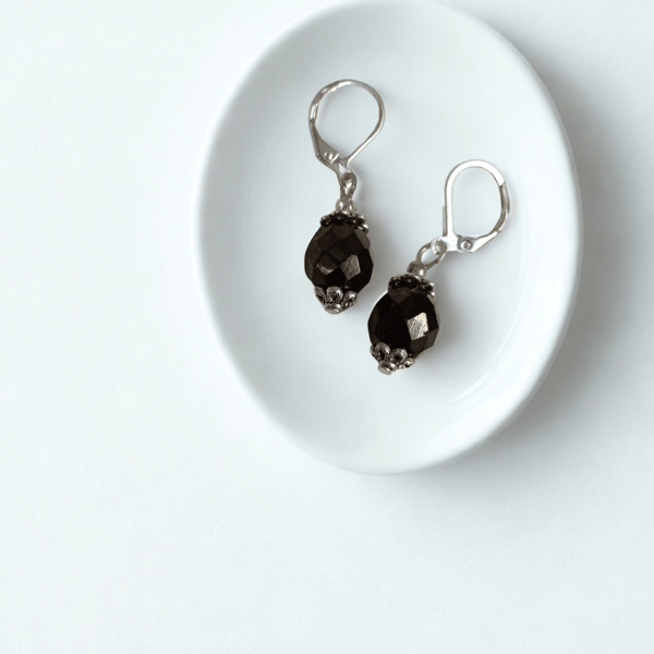 Twinkly Brown Crystal Earrings 