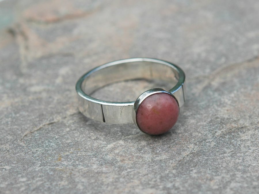 Sterling Silver Ring with Pink Rhodonite Gemstone, size O, Hallmarked