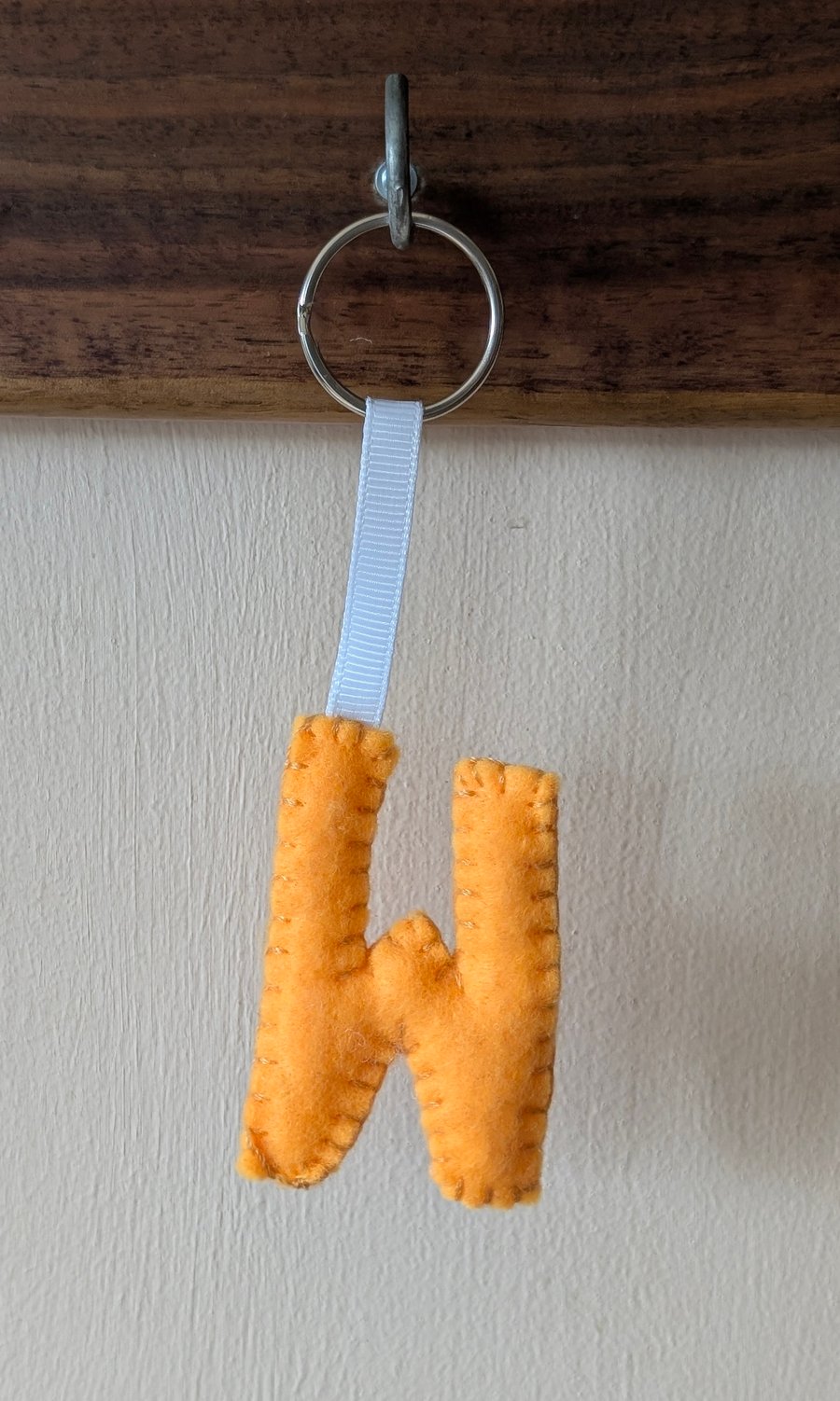 Handmade felt alphabet letter keyring W